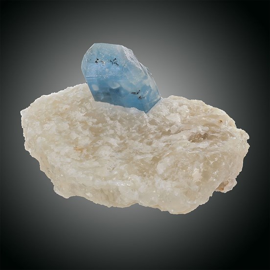 Afghanite-Sar-e-Sang | Koksha Valley | Kuran wa Munjan District | Badakhshan | Afghanistan